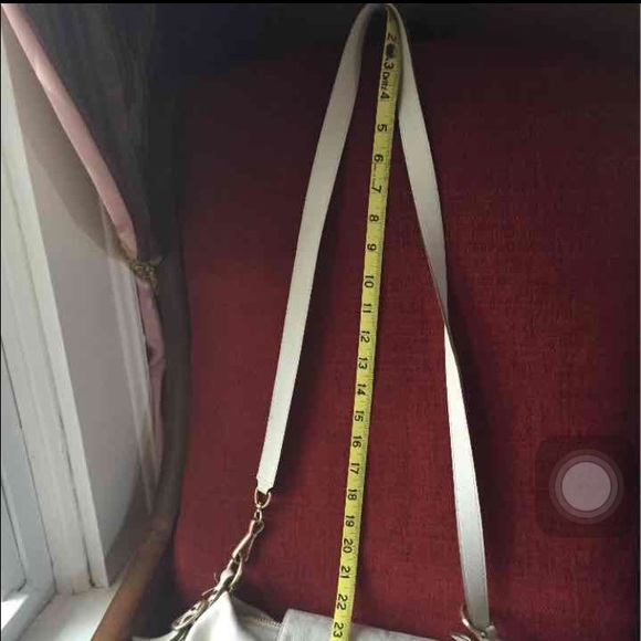 Michael Kors leather cross body bag - Picture 4 of 4